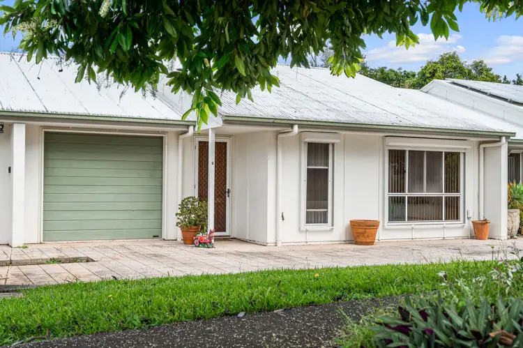 2/1 Pine Street, Nambour QLD 4560
