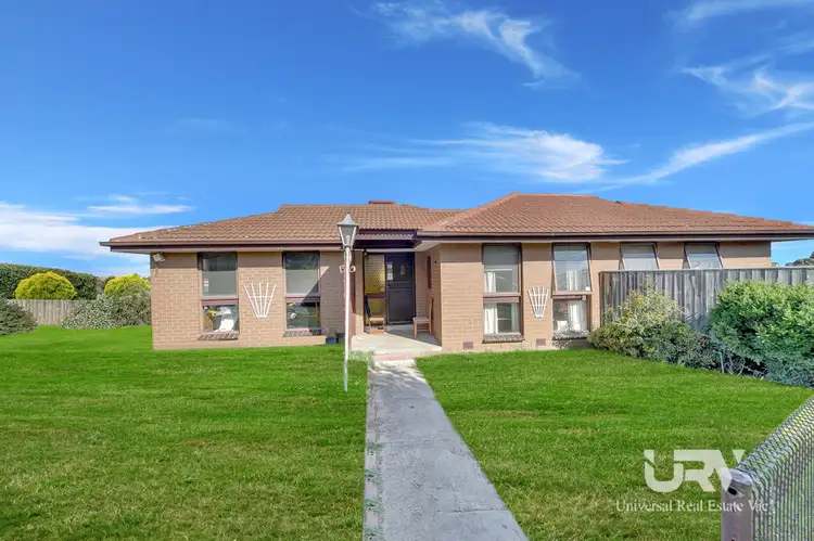 Main view of Homely house listing, 7 Dianne Avenue, Craigieburn VIC 3064