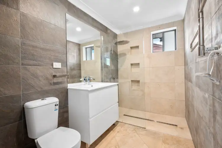 Fifth view of Homely house listing, 18 Snailham Crescent, South Windsor NSW 2756