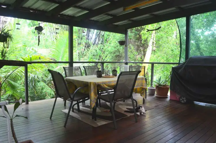 3 Louise Lane, Nambour QLD 4560