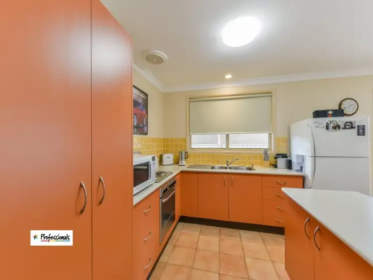 Fourth view of Homely house listing, 4 Giles Place, Tamworth NSW 2340