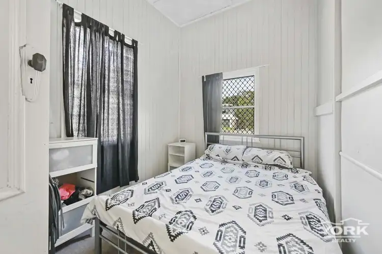 Fourth view of Homely semi-detached listing, 6 Hillview Avenue, Newtown QLD 4350