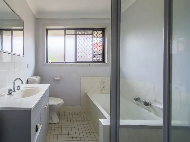 Fifth view of Homely semi-detached listing, 1/23 Nina Parade, Arundel QLD 4214