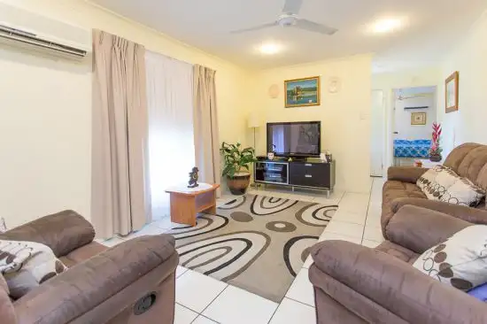 Second view of Homely house listing, 10 Seabreeze Court, Slade Point QLD 4740