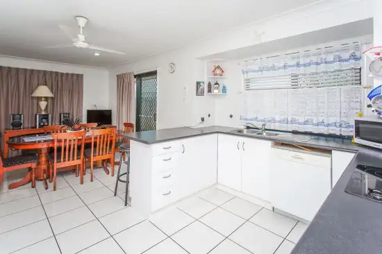 Fifth view of Homely house listing, 10 Seabreeze Court, Slade Point QLD 4740