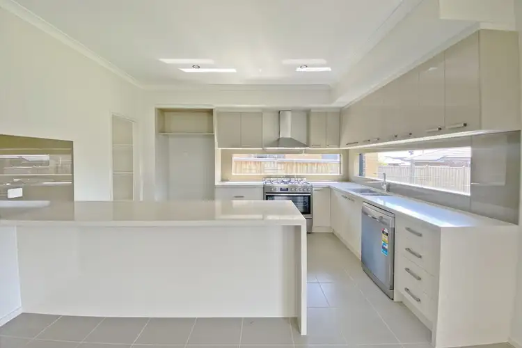 Second view of Homely house listing, 3 Rossiter Retreat, Cranbourne North VIC 3977