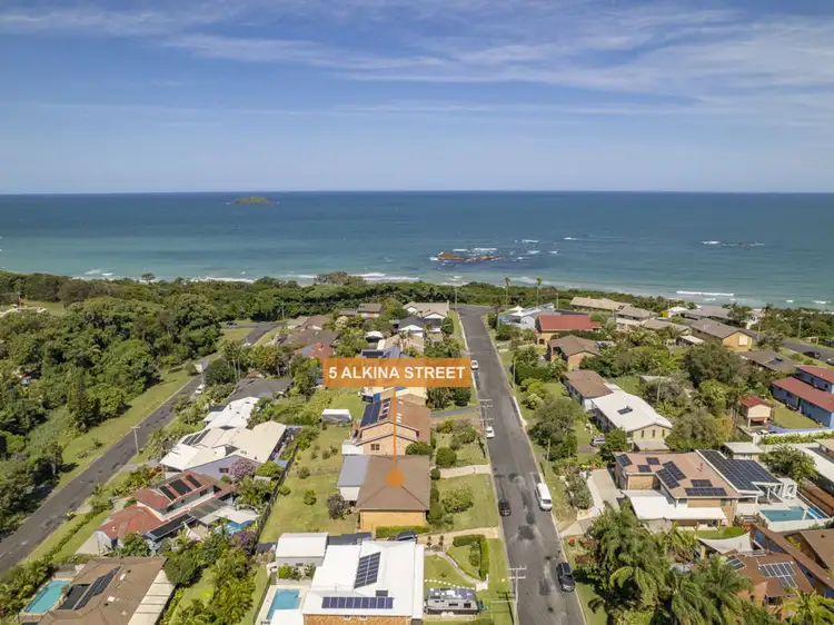 5 Alkina Street, Sapphire Beach NSW 2450