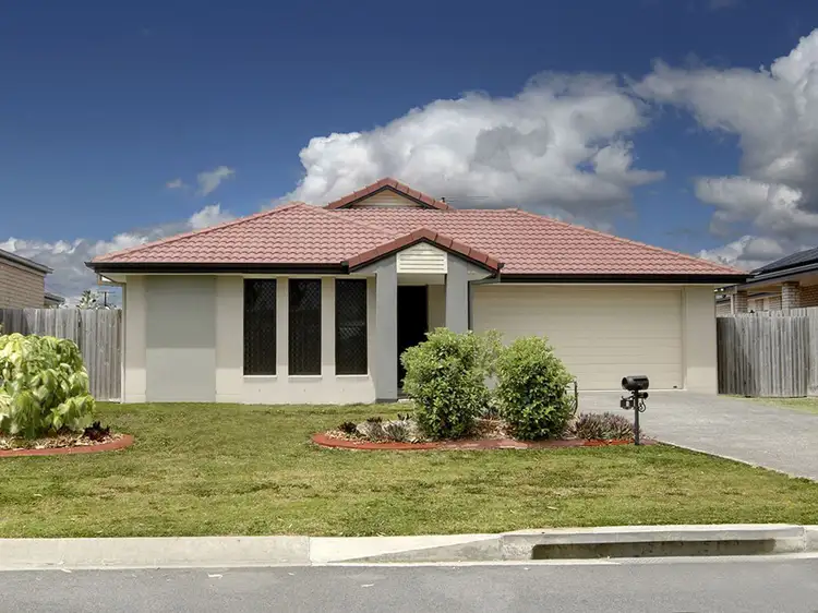 5 Flint Street, Bray Park QLD 4500