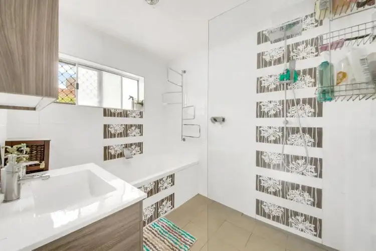 Fifth view of Homely house listing, 7 Rosewood Court, Kin Kora QLD 4680