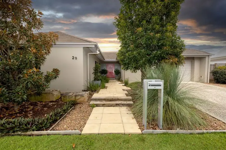 29 Brook Street, Wakerley QLD 4154