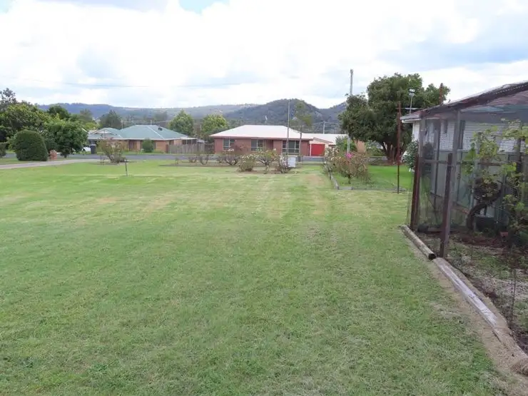 7 Wattle Court, Stanthorpe QLD 4380