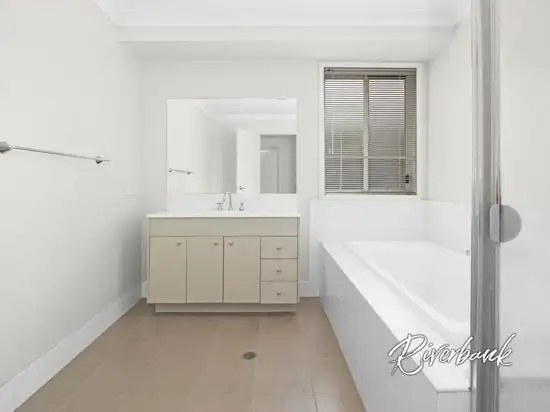 Sixth view of Homely house listing, 33 Ingleburn Gardens, Bardia NSW 2565