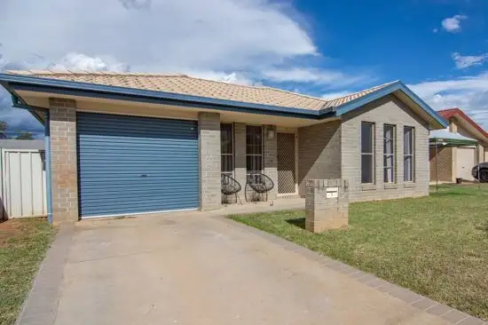 Main view of Homely house listing, 2 Tasman Place, Tamworth NSW 2340