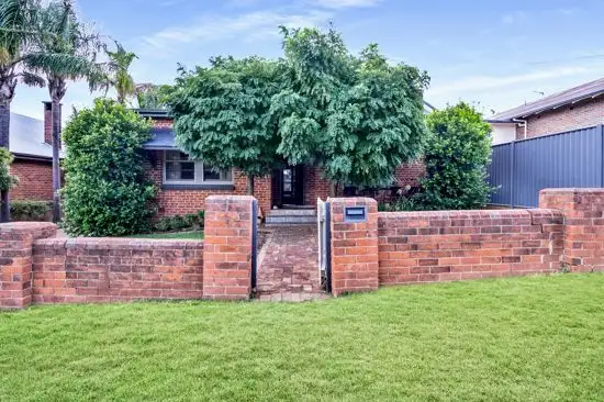 Main view of Homely house listing, 52 Roderick Street, Tamworth NSW 2340