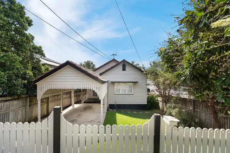 16 Shire Street, Coorparoo QLD 4151