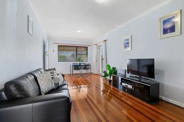 4/212 Cavendish Road, Coorparoo QLD 4151