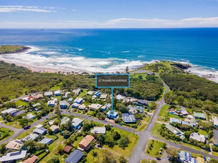 37 Rainbow Ave, Mullaway NSW 2456