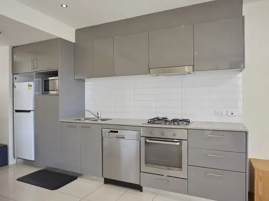Fifth view of Homely unit listing, 4 Wahroonga Place, Surfers Paradise QLD 4217