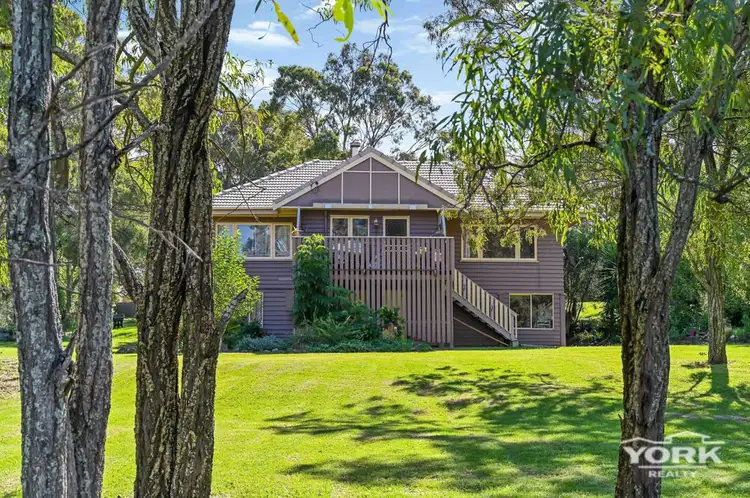9 Thomas Street, Meringandan West QLD 4352