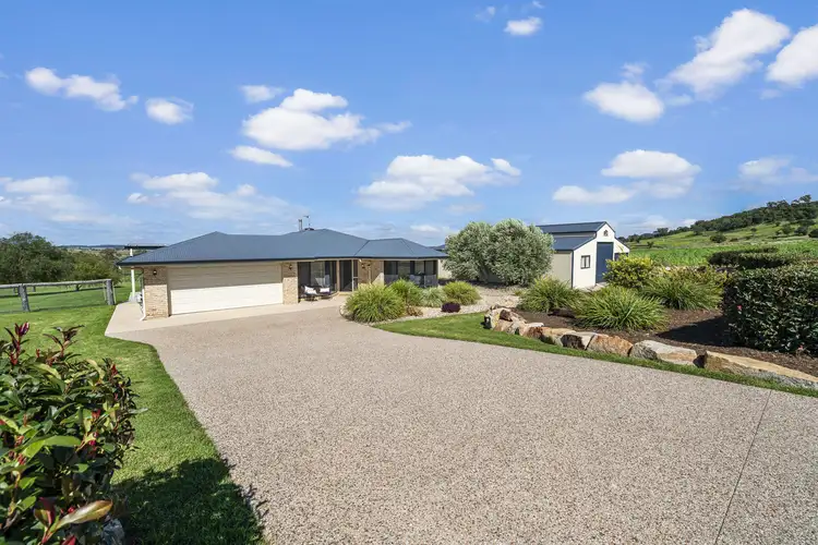 12 Commonwealth Crescent, Gowrie Junction QLD 4352
