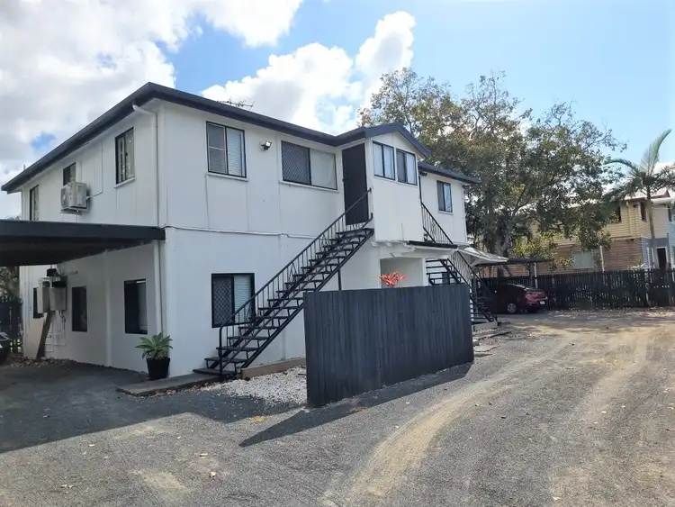 2/11 King St