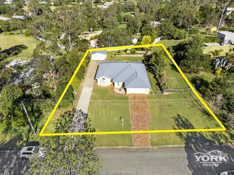12 Elizabeth Street, Withcott QLD 4352