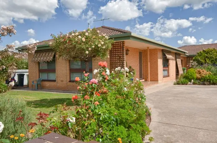 Main view of Homely townhouse listing, Unit 1/405 Ross Circuit, Lavington NSW 2641