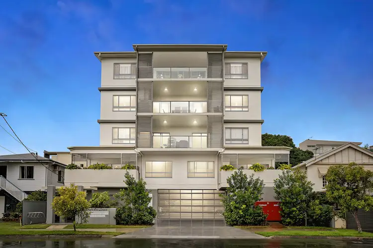 11/12 Louis St, Redcliffe QLD 4020