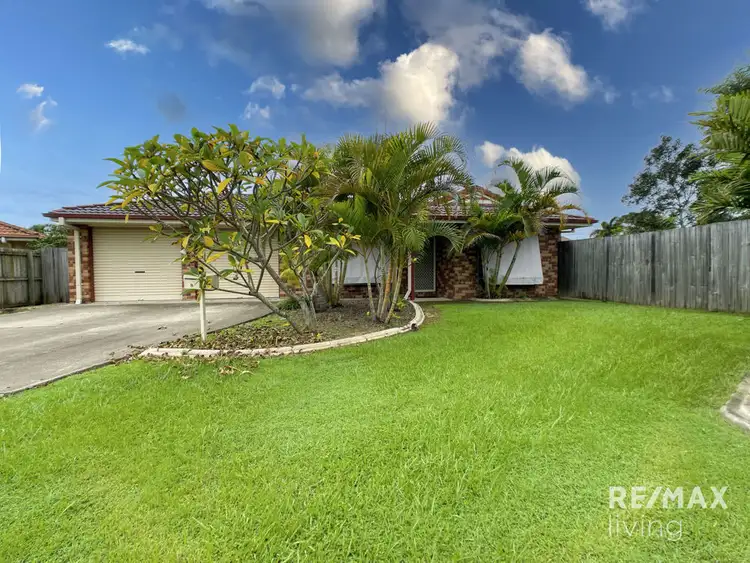 Fourth view of Homely house listing, 8 Woodbridge Court, Morayfield QLD 4506
