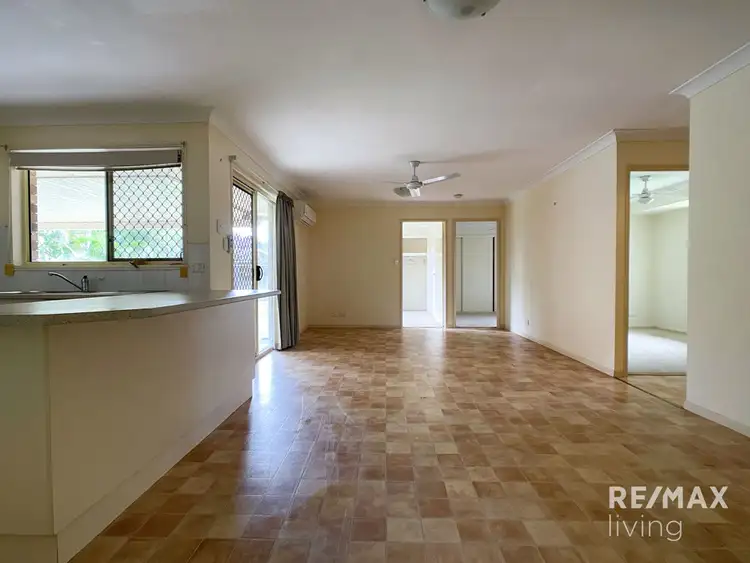 Sixth view of Homely house listing, 8 Woodbridge Court, Morayfield QLD 4506