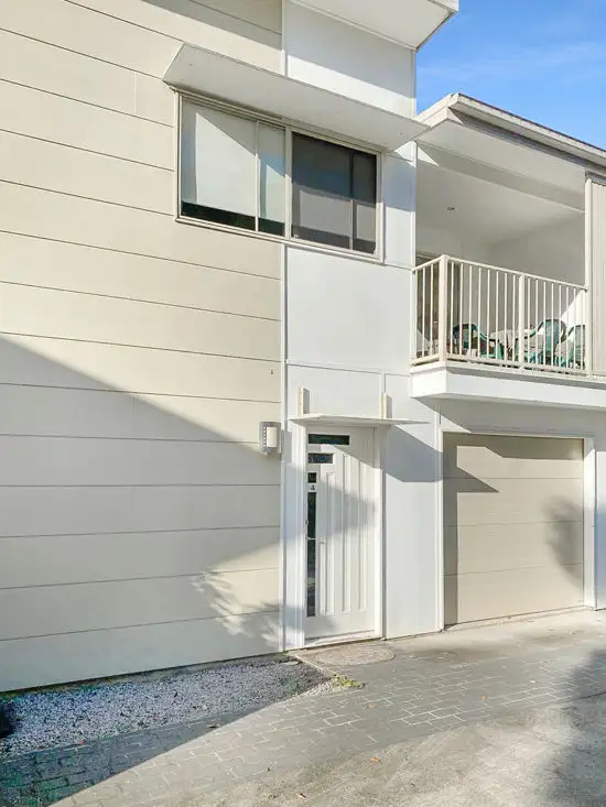 4/26 Nightingale Drive