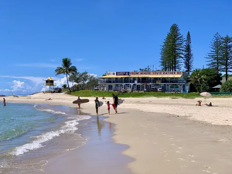 46 Eden Avenue, Rainbow Bay QLD 4225