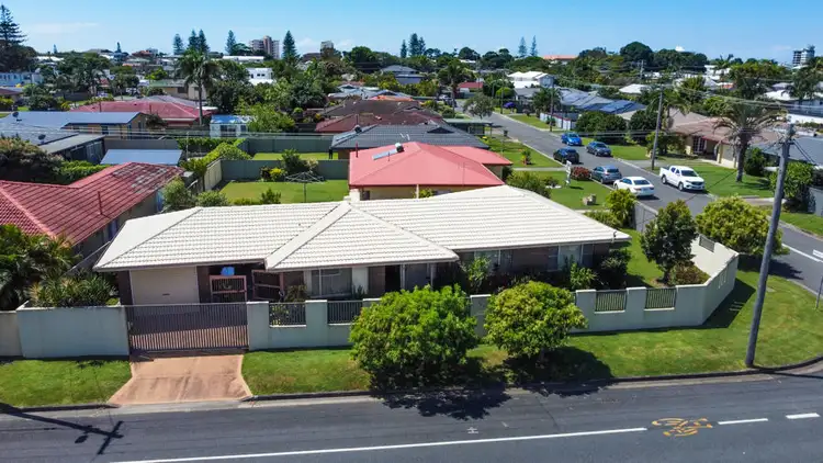 49 Denawen Street, Palm Beach QLD 4221