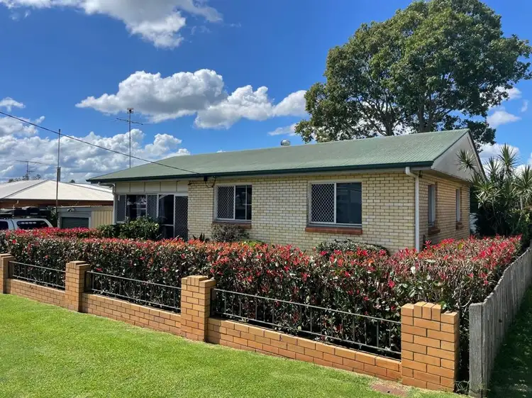8 Leawarra Street, Wilsonton QLD 4350