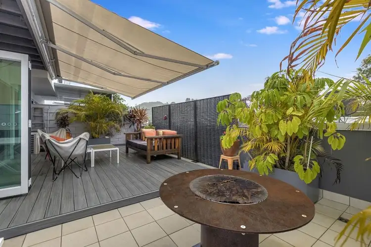 6/41-43 Dixon Street, Coolangatta QLD 4225