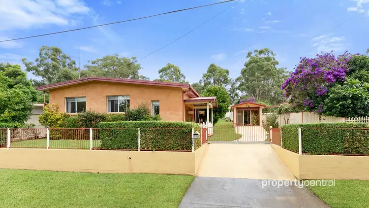 8 Nineteenth Street, Warragamba NSW 2752