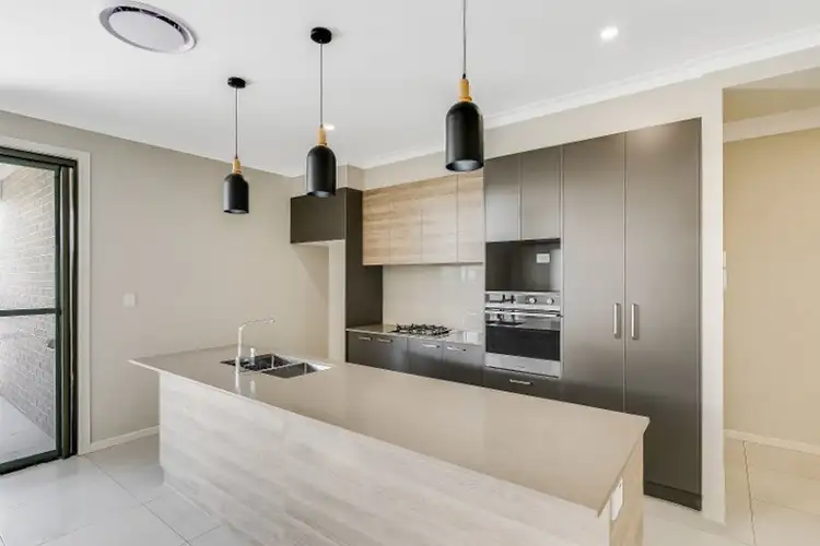 Fifth view of Homely unit listing, 4/14 Yarrow Close, Middle Ridge QLD 4350
