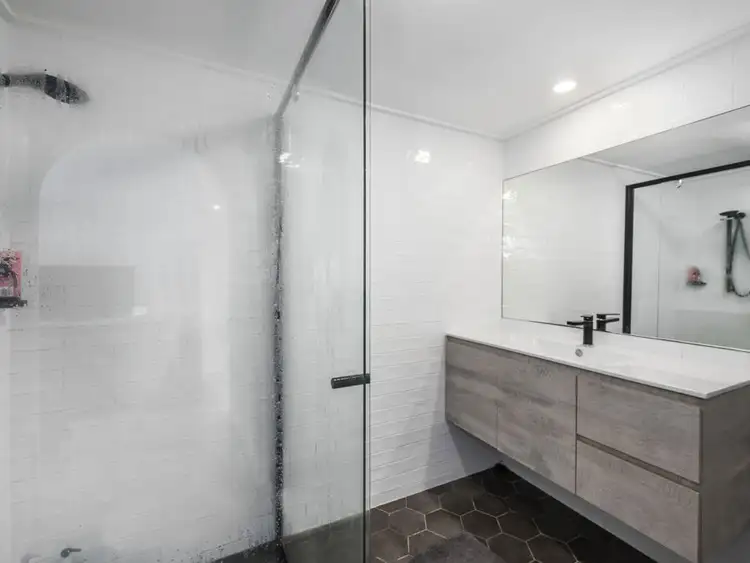 Sixth view of Homely unit listing, 8/95 Ocean Parade, Coffs Harbour NSW 2450