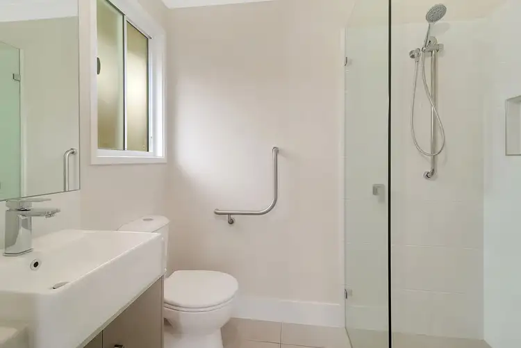 Fifth view of Homely unit listing, 1A Lendrum Street, Newtown QLD 4350