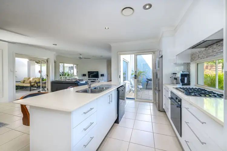 Sixth view of Homely house listing, 8 Lindal Street, Ashmore QLD 4214