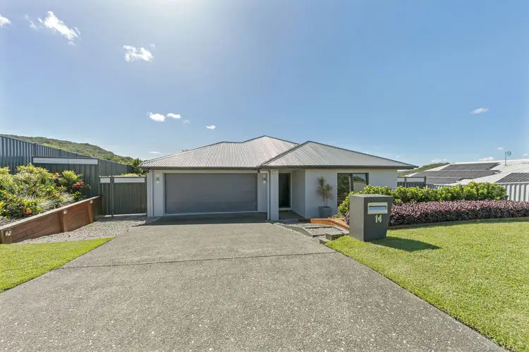 14 Reflection Court, Nambour QLD 4560