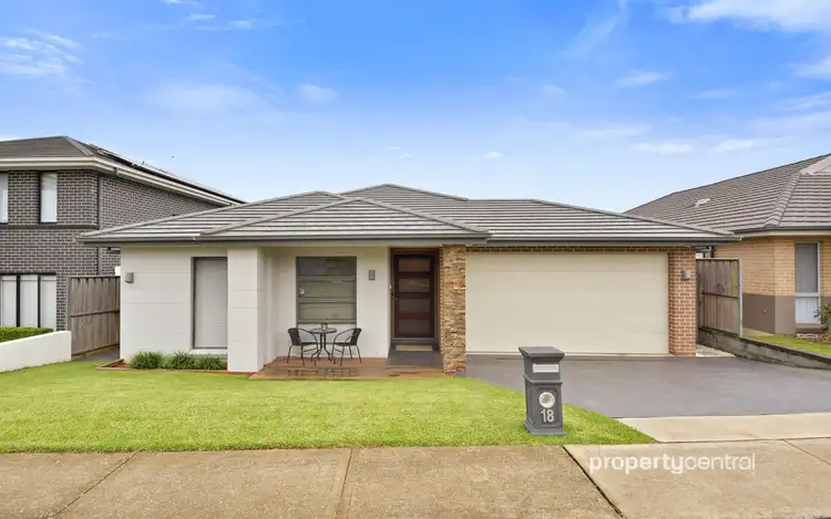 18 Highdale Terrace, Glenmore Park NSW 2745