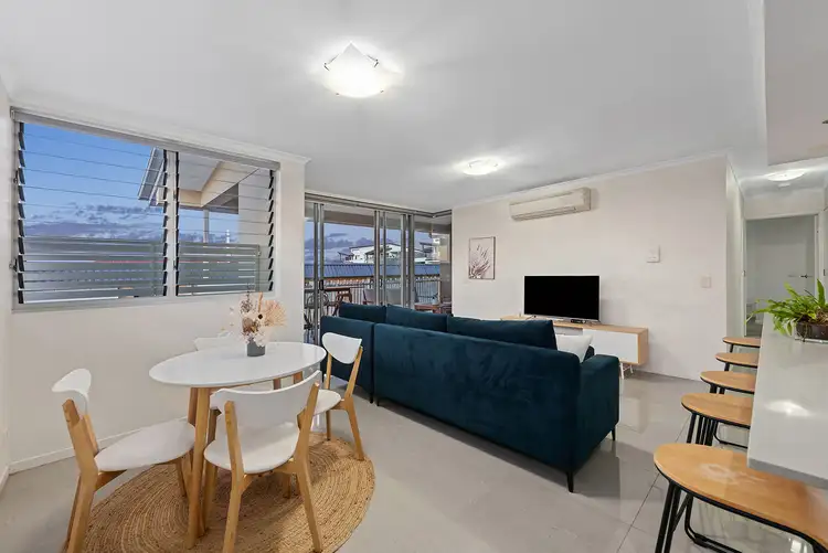 Sixth view of Homely unit listing, 17/36 Kitchener Street, Coorparoo QLD 4151