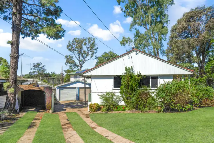 17 Rotorua Street, Lethbridge Park NSW 2770