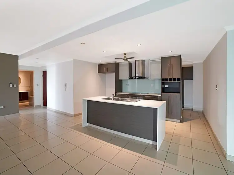 13/107 woods Street, Darwin City NT 800