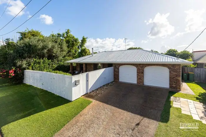 Second view of Homely house listing, 4 Mallet Street, Victoria Point QLD 4165