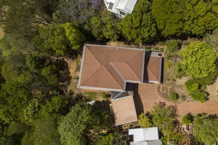 5 Scenic Crescent, Blue Mountain Heights QLD 4350