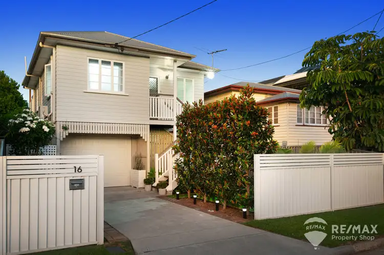 16 Murray Street, Sandgate QLD 4017