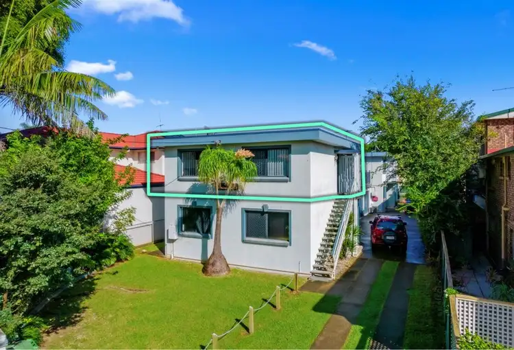 Second view of Homely unit listing, 3/19 Prince Edward Parade, Redcliffe QLD 4020