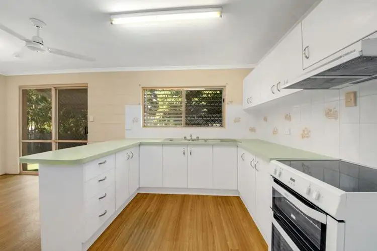 Second view of Homely house listing, 9 Pleasant Avenue, Tannum Sands QLD 4680
